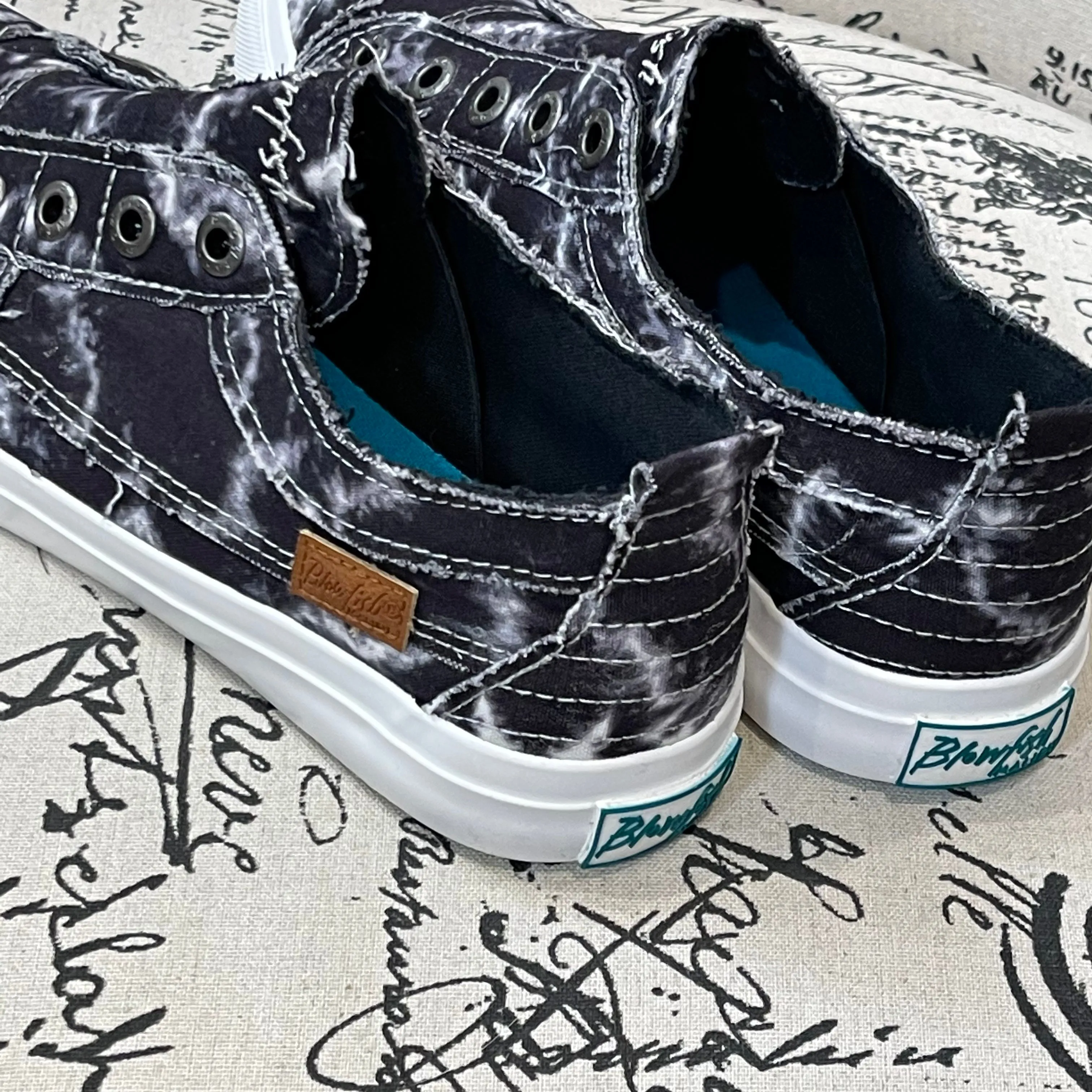 Blowfish Play Shadow Tie Dye Sneaker