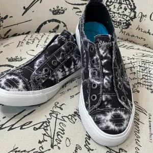 Blowfish Play Shadow Tie Dye Sneaker