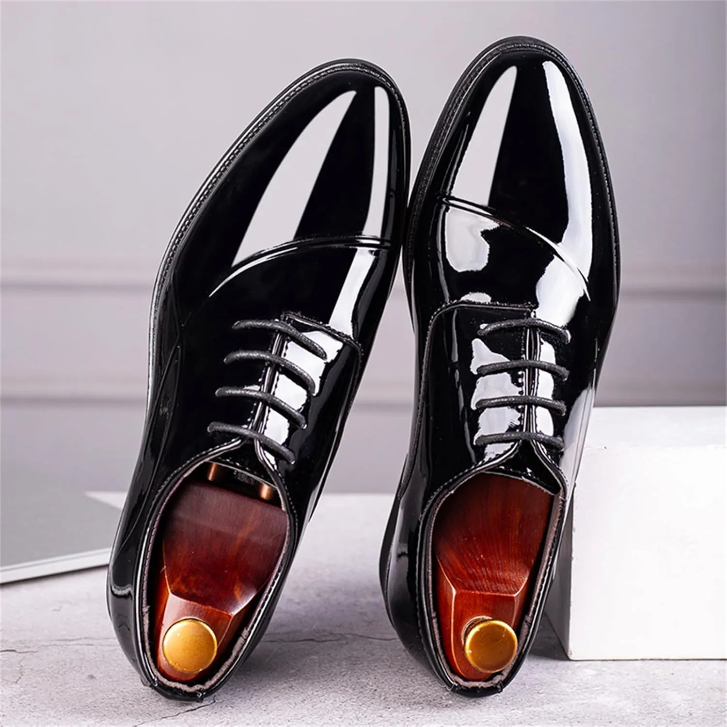 Faux Patent Leather Dress Shoes for Men Classic Lace-up Formal Oxfords Shoes Business Wedding Tuxedo Wingtip Shoes Black