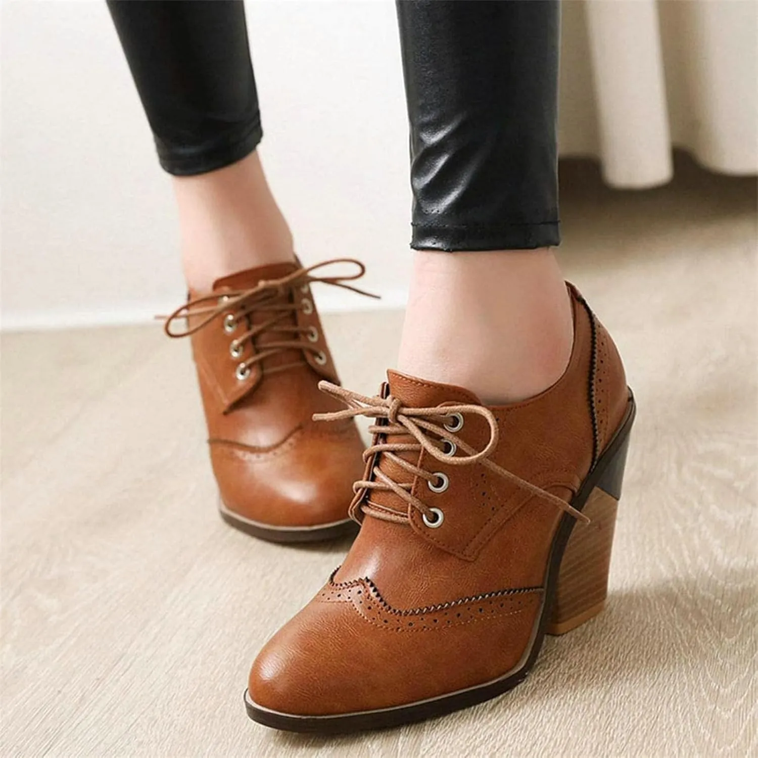 KysBloes Women's Wingtip Oxford Lace Up Shoes Chunky Block Heel Vintage Brogues Classic Closed Toe Saddle Shoes Gift Booties