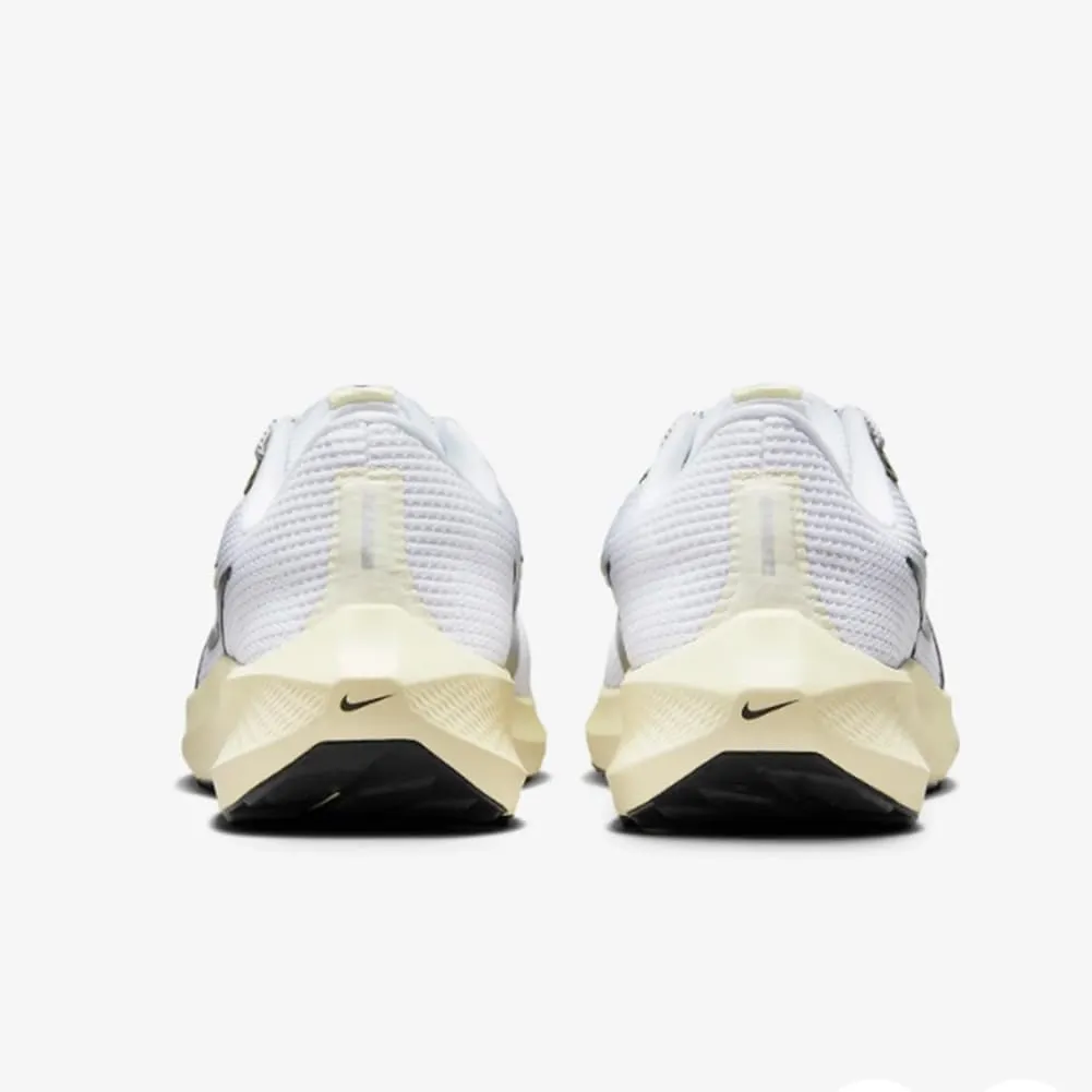 Nike Women's Gymnastics Shoes Sneaker