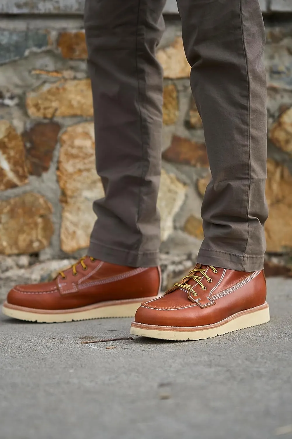 Nomad Heritage Moc Toe Leather Boots, Slip & Oil Resistant, 100% Leather, Botas