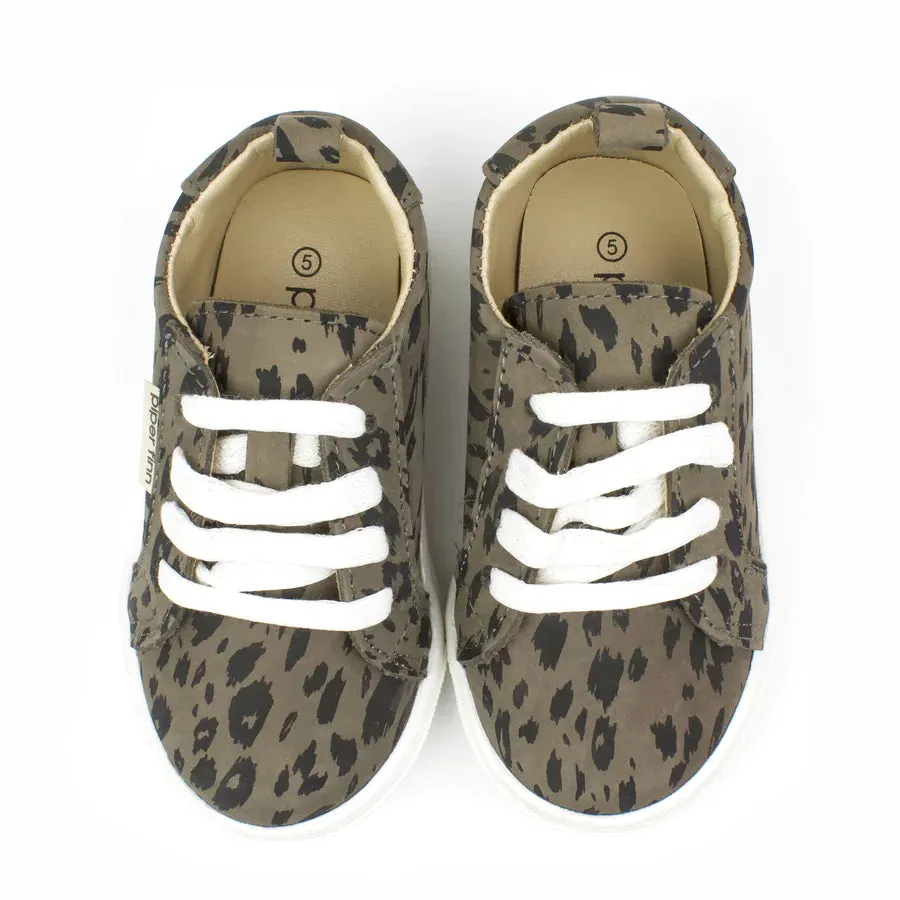 Piper Finn Low Top Sneakers