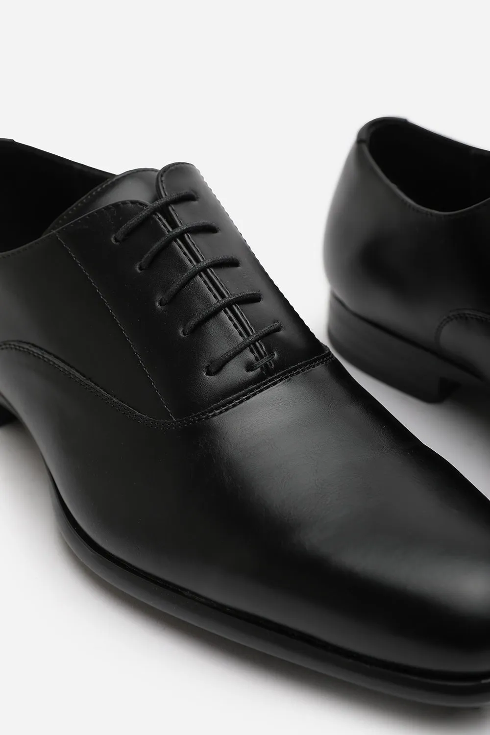 RYAN OXFORD LACE UP WORK DRESS SHOES IN BLACK