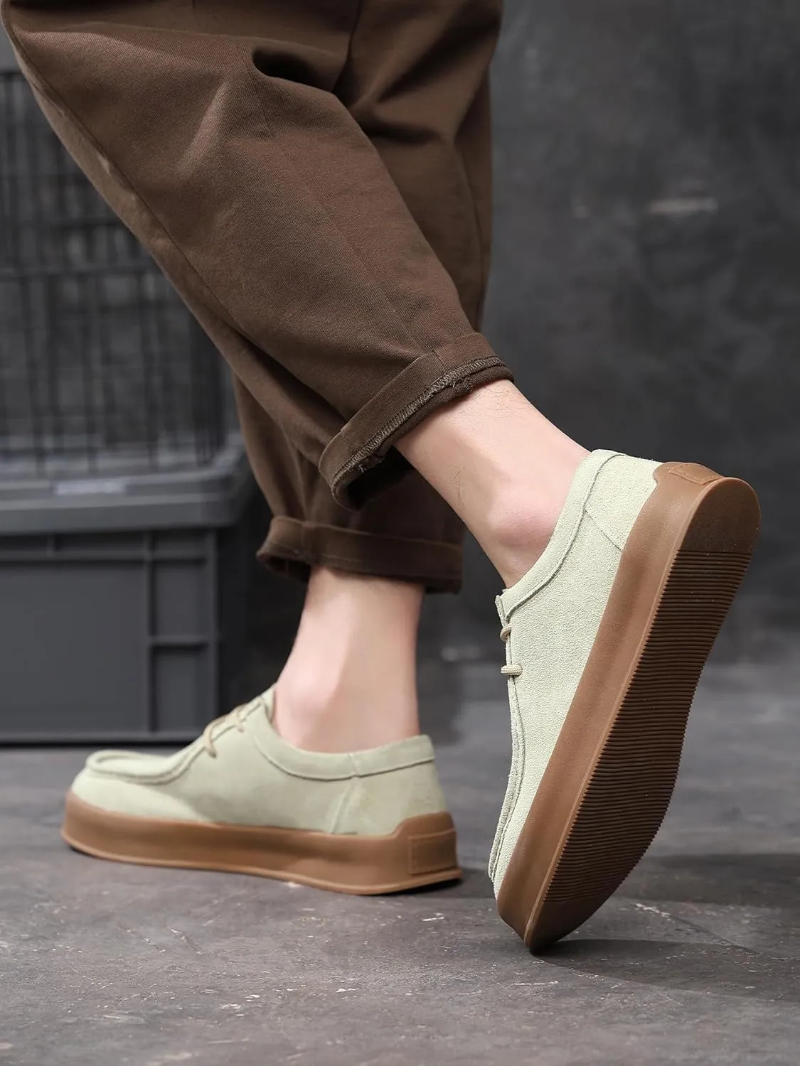 Santimon Men's Suede Leather Lace Up Platform Oxfords Moc Toe Casual Derby Shoes Classic Work Office Business Dress Shoes