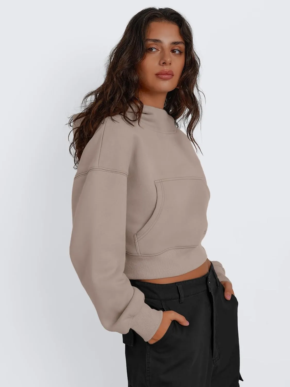Trendy Queen Womens Cropped Hoodie Long Sleeve Sweatshirts Fall Fashion 2024 Casual Y2k Outfits Winter Clothes