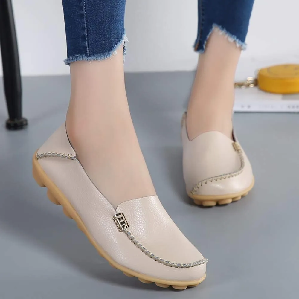 WERWAES Womens Casual Loafers Comfortable Leather Slip on Shoes Fashion Round Toe Moccasins Flats Soft Lightweight Walking Outdoor Loafers