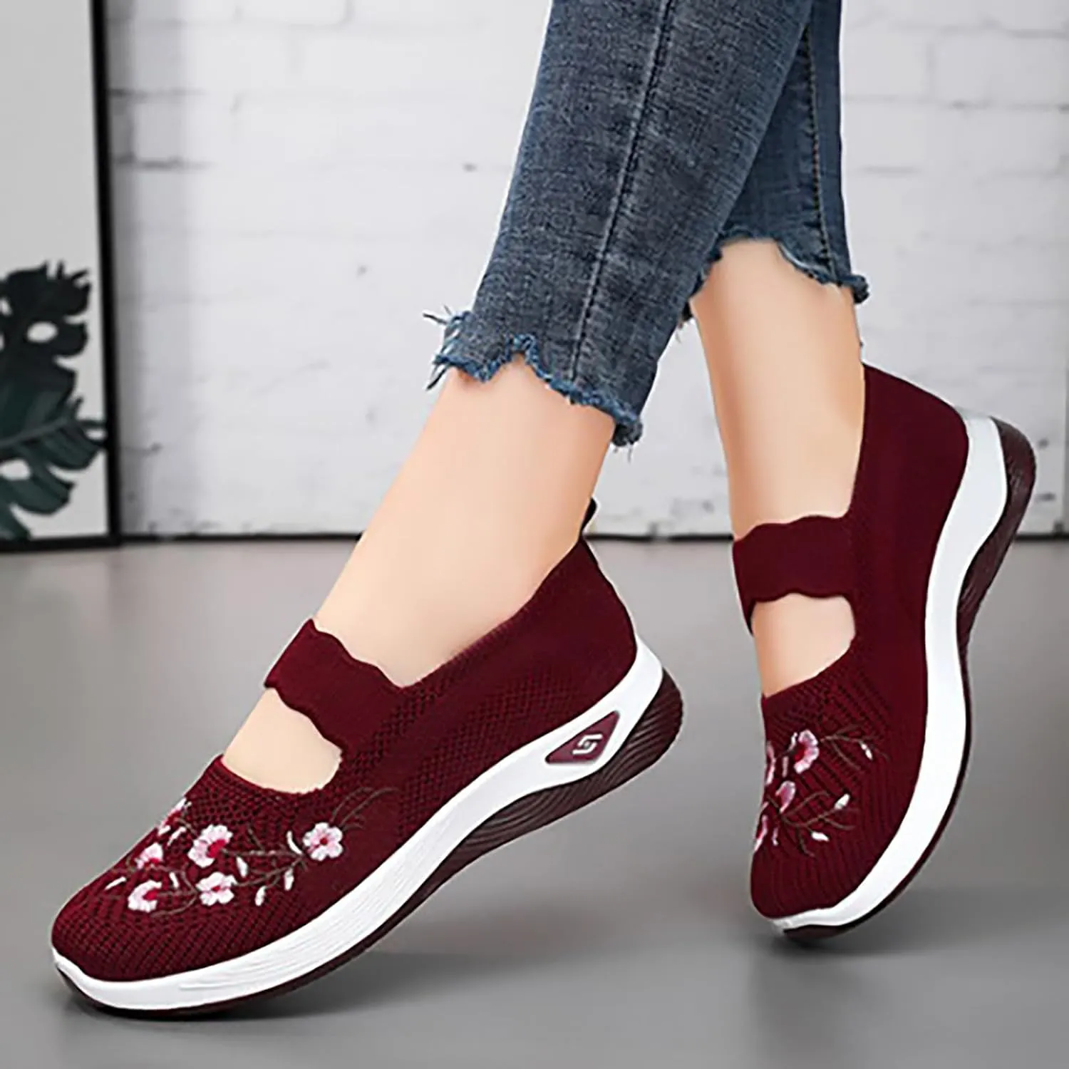 Women Woven Loafers Orthopedic Breathable Soft Shoes Slip On Walking Foam Anti Slip Arch Support Embroidery Sneakers