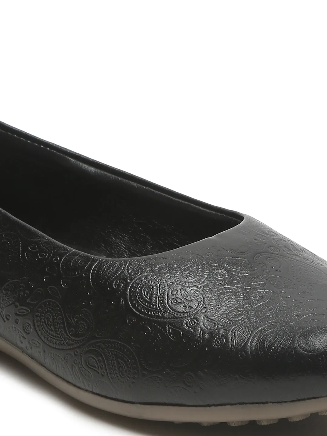 Women's Black Solid Leather Ballet Flat Shoes